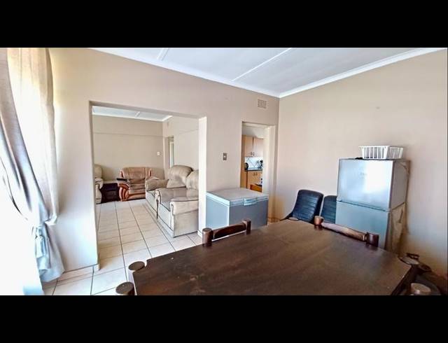3 BEDROOM HOUSE FOR SALE IN VANDERBIJLPARK CE 3
